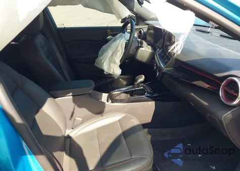 2025 Chevrolet Trax 2Rs from USA, damaged, VIN KL77LJEP0SC095238